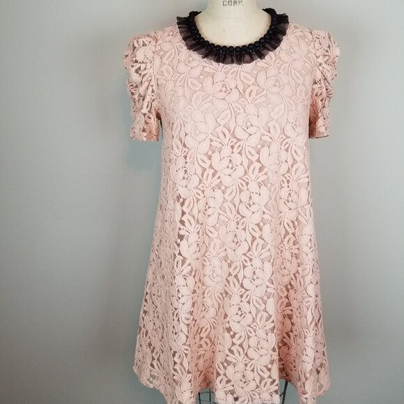 Vintage Style Pink Lace A Line Shift Dress w/ Net Covered Black Beaded Neckline - Picture 2 of 8